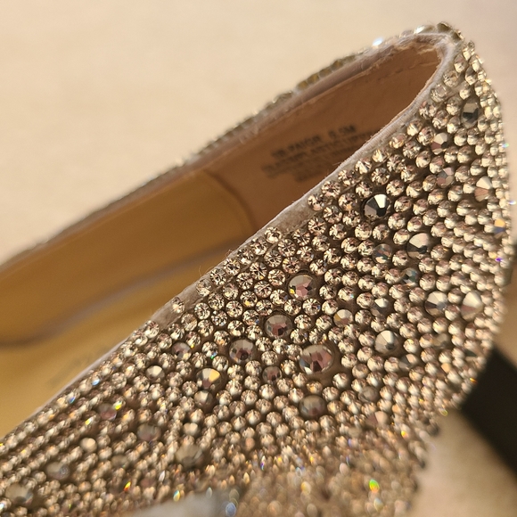 NIB SOLD OUT GORGEOUS Betsey Johnson Averi Rhinestone Pumps sz 6.5 - Picture 14 of 16
